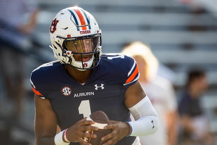 Auburn quarterback TJ Finley warms up pregame before Auburn vs Mercer.
